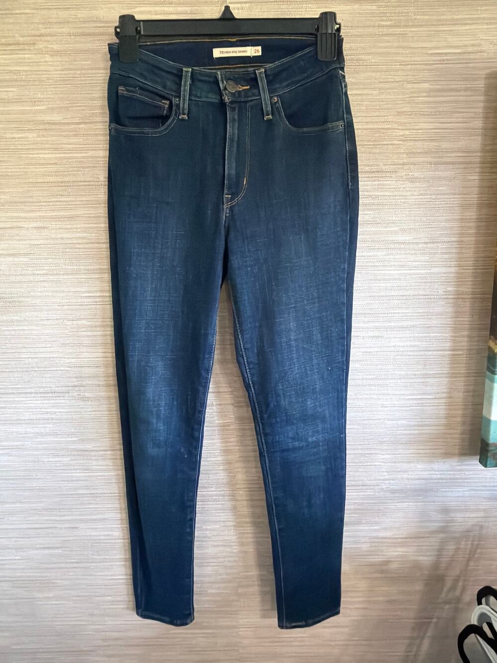 Levi's High Rise Skinny women's size 26 Jeans